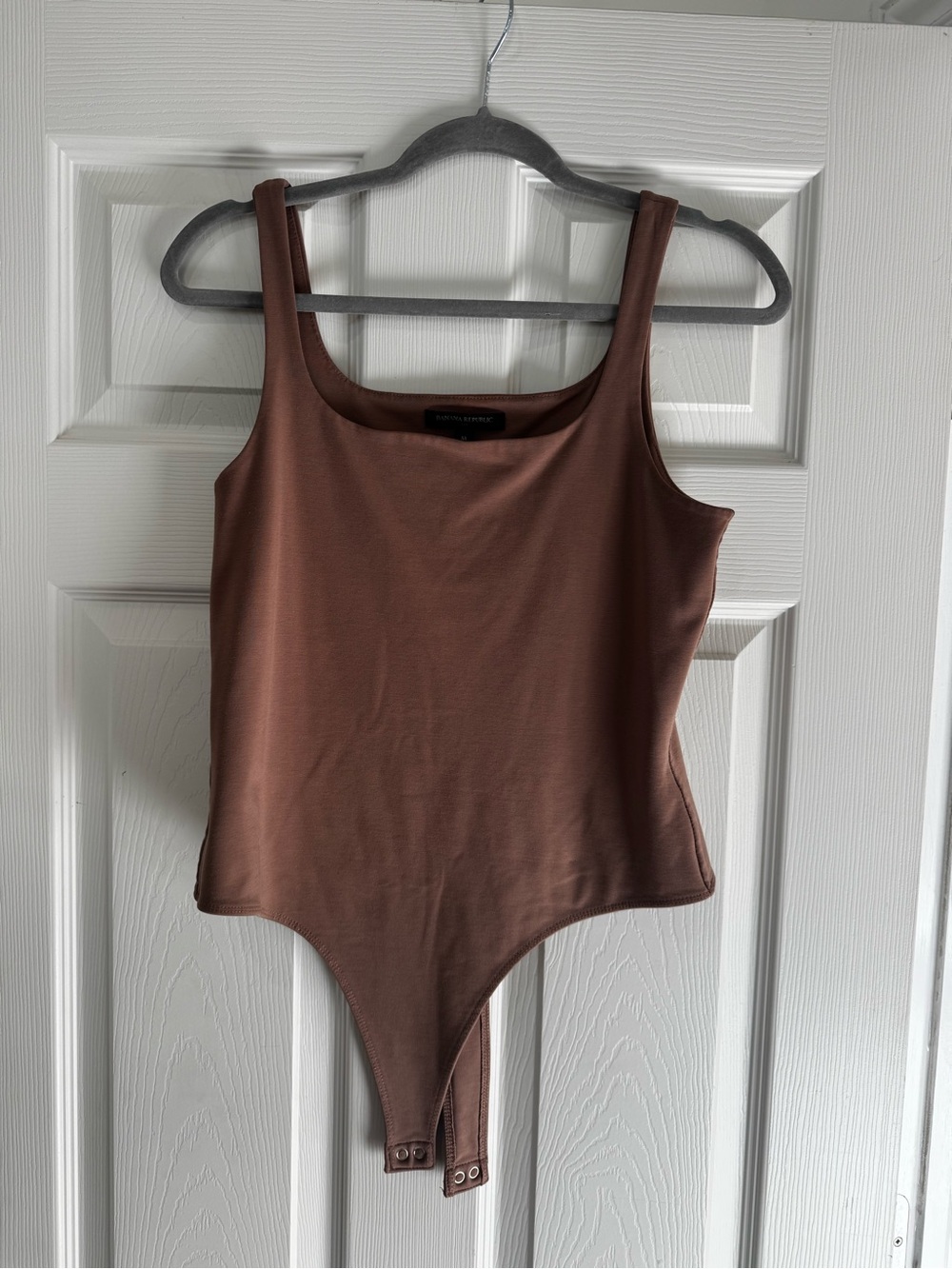 Banana Republic Mauve-Brown Scoop Neck Bodysuit